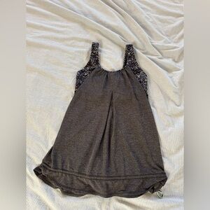 🟢LULULEMON SIZE 6 RUN TIMES TANK LUXTREME🟢